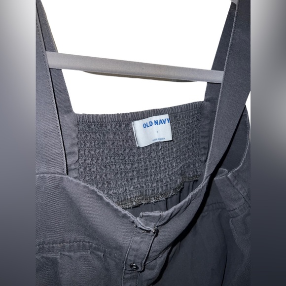 Old Navy Button Down Sleeveless Top - Picture 4 of 5